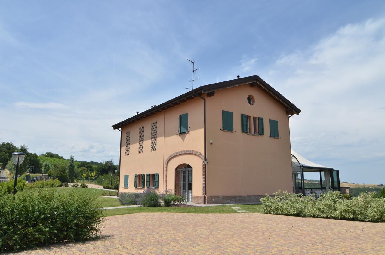 La Riserva Hotel Casalgrande Exterior photo